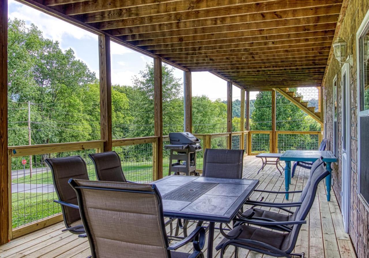Fun & Games By Honeybearcabins 2Br/1Ba Sleeps 7 Sevierville Extérieur photo